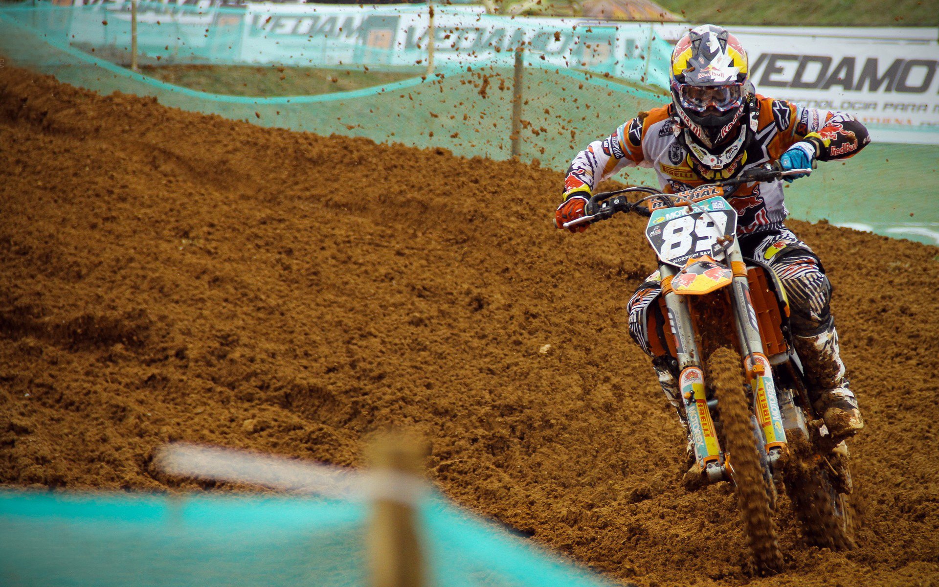 Faker遭遇五持续失利，FPX教练压力巨大！比赛高潮迭起